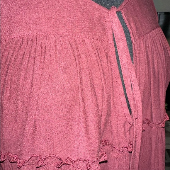 Free People Tiered Flowy Peasant Style Burgundy top size XS - Picture 3 of 13